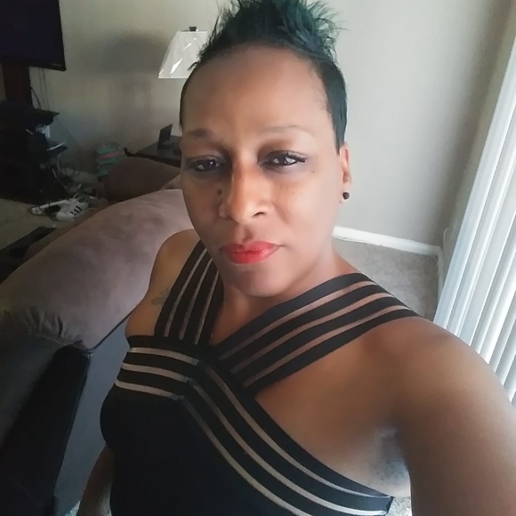 Meet your Posher, Sherrie - Picture 1 of 1